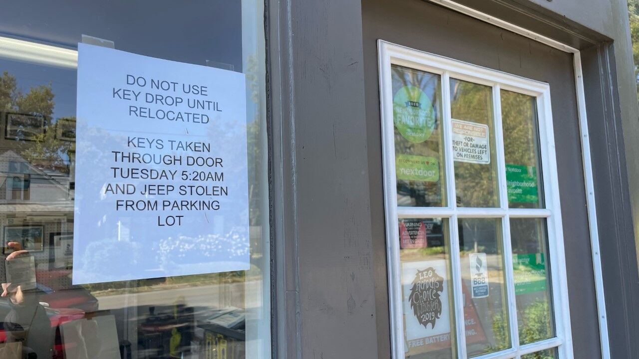 Note posted at Reece Service Center